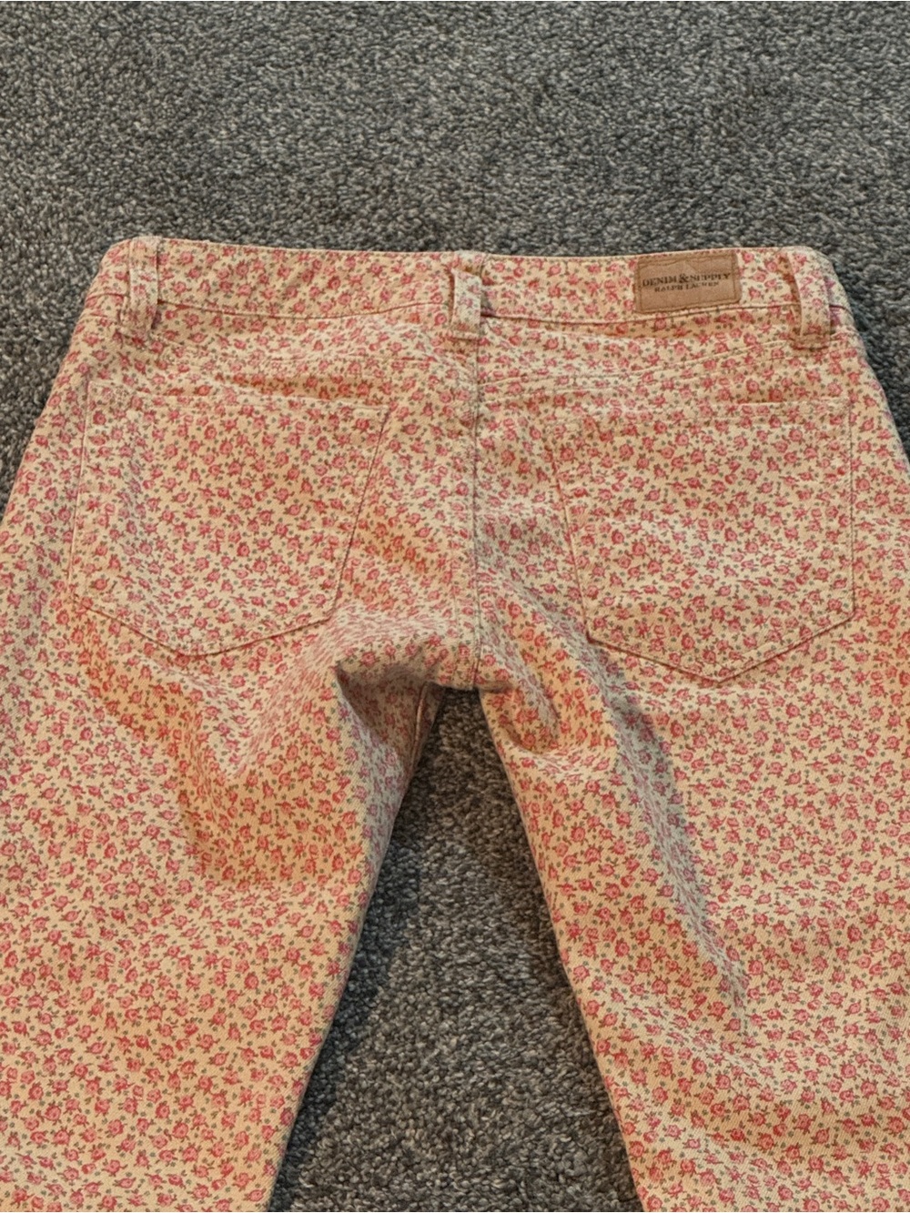 Ralph Lauren Women’s Printed Skinny Jeans in Peach Floral - Picture 4 of 10